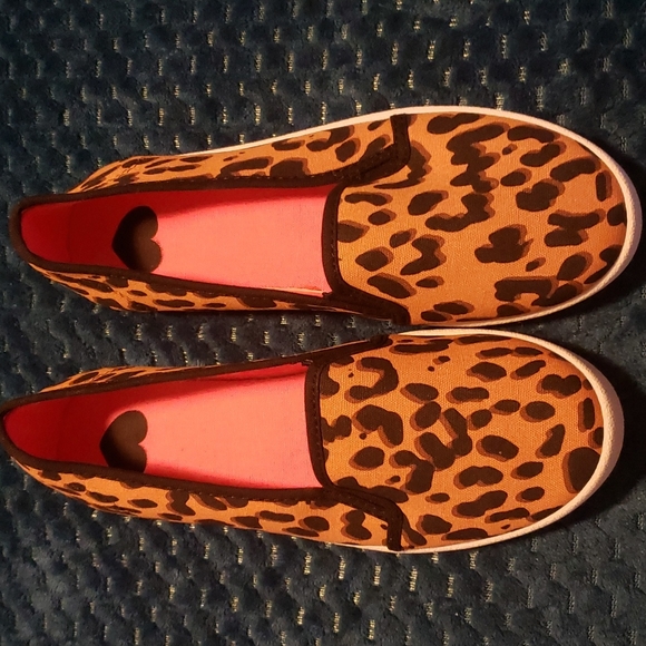 Avon Shoes Leopard Print Slip On Size 9 Leopard Print Poshmark